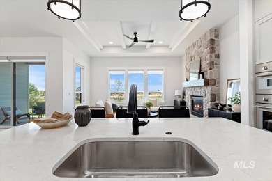 Welcome to The Alder at Valor, where modern design meets the - photo 12