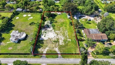 This unique property comes with fully approved plans and - photo 7