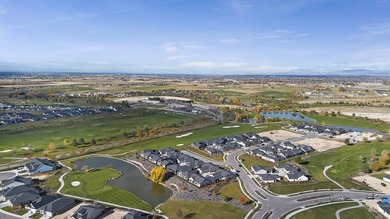 Welcome to The Alder at Valor, where modern design meets the - photo 43