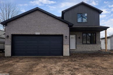 Lake Saint Clair Home For Sale in New Baltimore Michigan