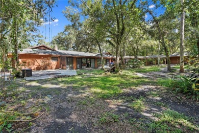 (private lake, pond, creek) Home For Sale in Vero Beach Florida