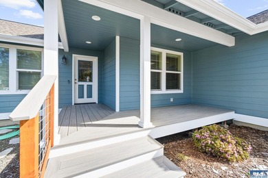 Strait Juan de Fuca  Home Active Under Contract in Port Angeles Washington