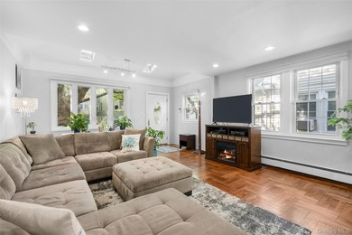 Welcome to 2839 Wellman Avenue, a well maintained single family - photo 4