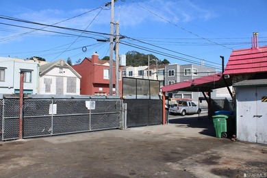 Commercial building on lot zoned RH2 with possibility of third - photo 4