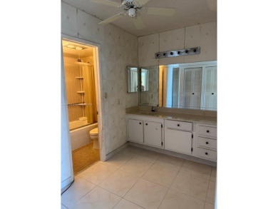 This bright and spacious residence is ideally located on East