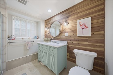 LOCATED in the heart of Portland! This beautifully maintained - photo 20