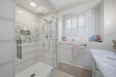 LOCATED in the heart of Portland! This beautifully maintained - photo 21