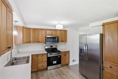 Charming 4-bedroom, 2-bath country home backing to tranquil - photo 10
