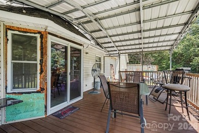 Bring your design dreams to this serene acreage retreat! - photo 5