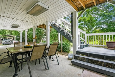 Great Home for Entertaining! This home is just off Hwy. 90 on a - photo 14