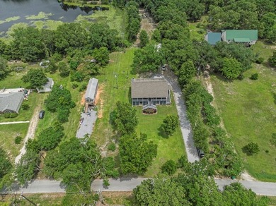 Great Home for Entertaining! This home is just off Hwy. 90 on a - photo 21