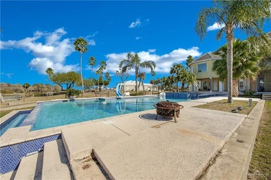 Gorgeous lakeside retreat offering the perfect getaway or - photo 26