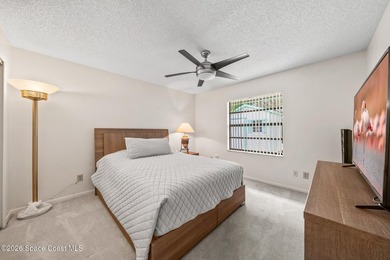Beautifully maintained property located on quiet street lovingly - photo 26