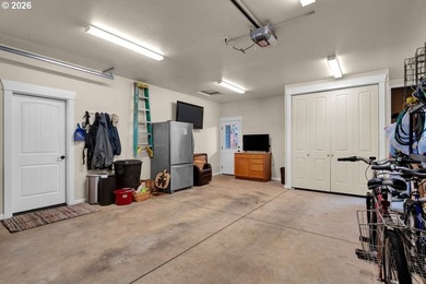 Welcome to this beautiful 1,412 sq. ft. home featuring 1 - photo 29