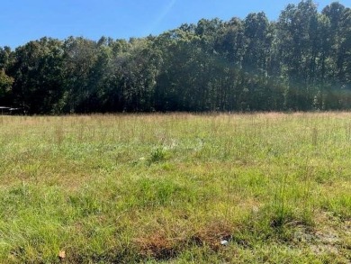 Lake Wylie Acreage Sale Pending in York South Carolina