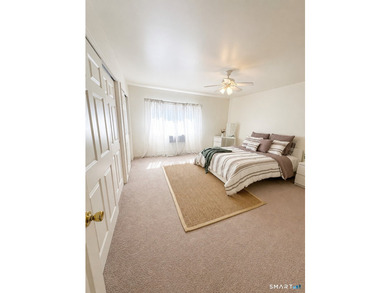 Move right into this beautifully updated 1-bedroom, 1-bath condo - photo 6