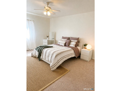 Move right into this beautifully updated 1-bedroom, 1-bath condo - photo 7