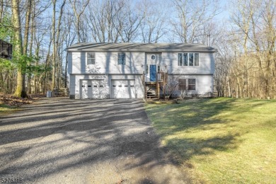 Lake Home Sale Pending in Vernon Twp., New Jersey