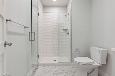 Welcome to 1457 W 52nd, a beautifully renovated 3-bedroom, 3 - photo 20