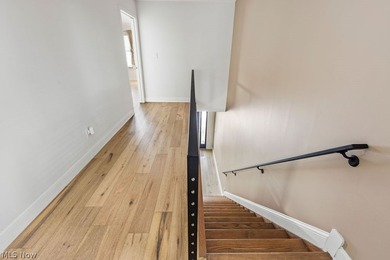 Welcome to 1457 W 52nd, a beautifully renovated 3-bedroom, 3 - photo 22