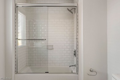Welcome to 1457 W 52nd, a beautifully renovated 3-bedroom, 3 - photo 34
