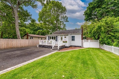 Welcome to 122 Church Drive in the heart of Mastic Beach, a - photo 20