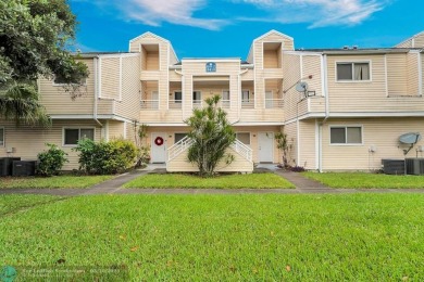 Lake Condo For Sale in Lauderdale Lakes, Florida