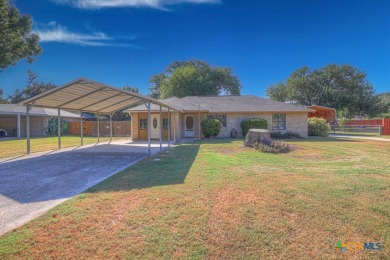 Lake Dunlap Home For Sale in New Braunfels Texas