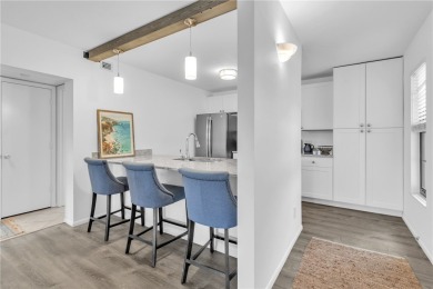 Lake Condo For Sale in Vero Beach, Florida