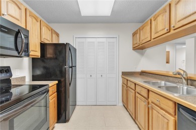 Lake Condo For Sale in Vero Beach, Florida