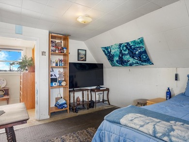 Improved price on this Bear Lake treasure. Timeless charm and - photo 29