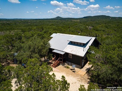 Lake Medina Home For Sale in Lakehills Texas