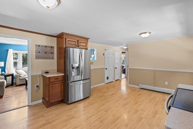 Welcome to this well-maintained 3-bedroom, 1-bath home offering - photo 21
