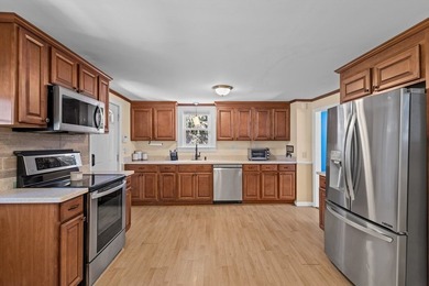 Welcome to this well-maintained 3-bedroom, 1-bath home offering - photo 24