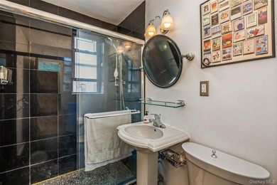 Step into this bright and spacious west-facing one-bedroom in - photo 4