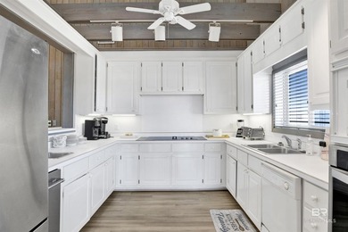 Gulf Front Paradise! This home would be a great investment - photo 11