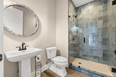 Nestled on 1.38 gated & fenced acres, this custom-built home - photo 19