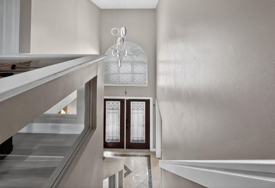 Great home in a beautiful gated community with lake views! - photo 30
