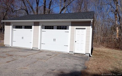 Mansfield Hollow Lake Lot For Sale in Mansfield Connecticut