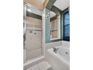 Great home in a beautiful gated community with lake views! - photo 49