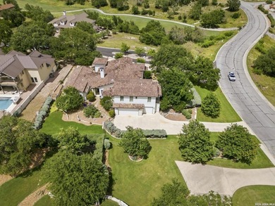 Impressive 4 bedroom, 3.5 bath home (3947 sf) in Comanche Trace - photo 3