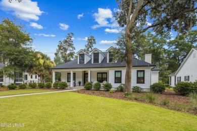 3-Bed Coastal Home in Coosaw Point with Fireplaces, 3-Car Garage