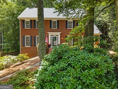 Traditional brick home on a lovely wooded lot near the best of - photo 6