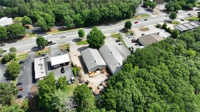 Great commercial building on Hwy 123 in Clemson. Building is - photo 9