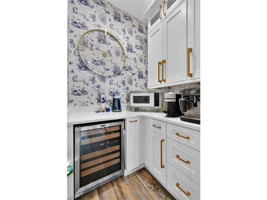 Welcome to 32 Northshore Avenue. Nestled in the gated enclave of - photo 22