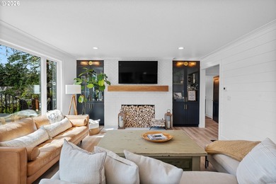 Experience the pinnacle of lakefront luxury at 852 Northshore - photo 3