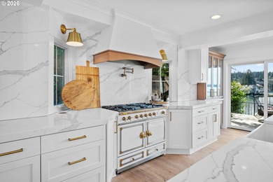 Experience the pinnacle of lakefront luxury at 852 Northshore - photo 8