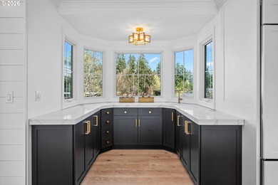 Experience the pinnacle of lakefront luxury at 852 Northshore - photo 10