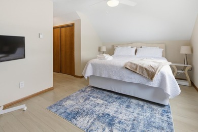 Beautifully renovated and fully furnished Houghton Lakefront - photo 34