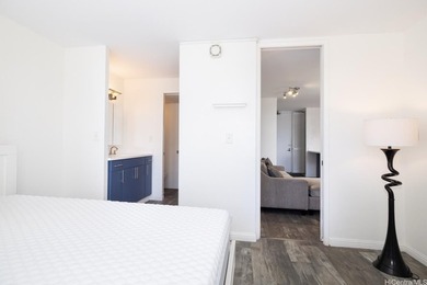 Opportunity knocks with this 2-bedroom, 1-bathroom condo in the - photo 11